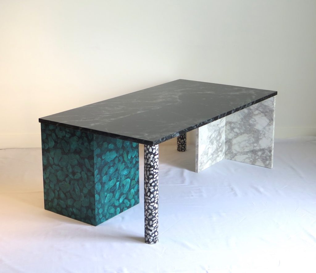 Faux marbres et Terrazzo peints sur table basse