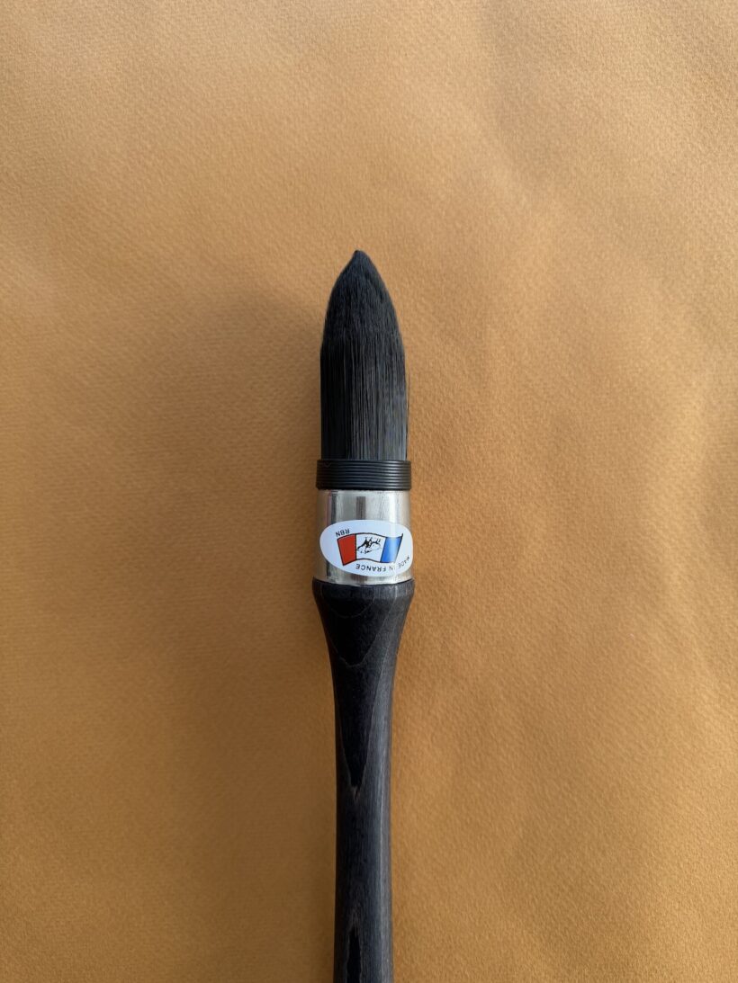 Brosse à réchampir fibres synthétiques noires numéro 4, gros plan Brosse-a-rechampir-fibres-synthetiques-noires-numero-4-gros-plan