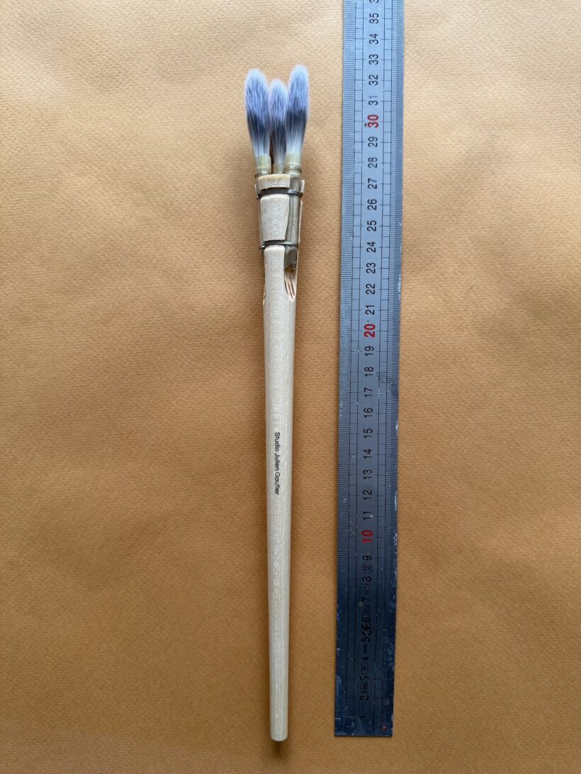 Pinceau-trois-meches-bout-pointu-numero-1-fibres-synthetiques-mesure